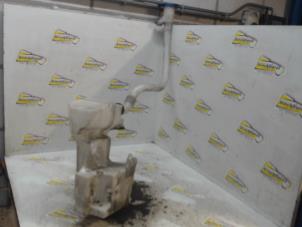 Begagnade Spolartank, vindruta Volkswagen Transporter/Caravelle T5 2.0 TDI DRF Pris € 21,00 Marginaltabell erbjuds av Binckhorst BV