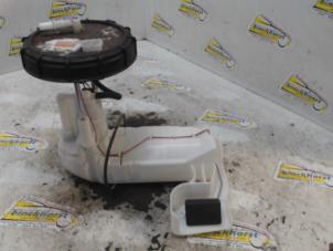 Gebruikte Brandstofpomp Elektrisch Suzuki Celerio (LF) 1.0 12V Dualjet Prijs € 42,00 Margeregeling aangeboden door Binckhorst BV