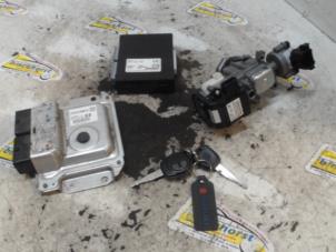 Gebruikte Contactslot + computer Suzuki Celerio (LF) 1.0 12V Dualjet Prijs € 183,75 Margeregeling aangeboden door Binckhorst BV