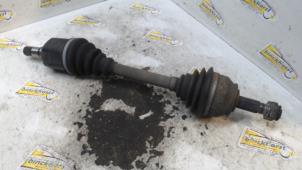 Gebruikte Steekas links-voor Lancia Delta (844) 1.4 T-Jet 16V 120 Prijs € 105,00 Margeregeling aangeboden door Binckhorst BV