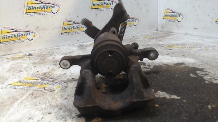 Remklauw (Tang) links-achter van een Opel Zafira Tourer (P12) 1.6 CDTI 16V ecoFLEX 136 2014