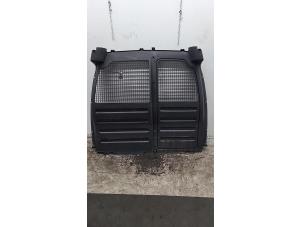 Gebruikte Tussenschot Cabine Volkswagen Caddy III (2KA,2KH,2CA,2CH) 1.6 TDI 16V Prijs € 105,00 Margeregeling aangeboden door Binckhorst BV