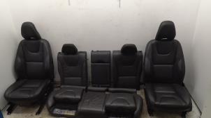 Gebruikte Bekleding Set (compleet) Volvo V60 I (FW/GW) 2.4 D6 20V Plug-in Hybrid AWD Prijs € 420,00 Margeregeling aangeboden door Binckhorst BV