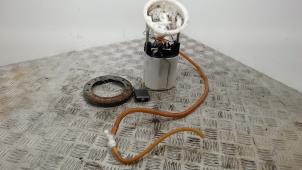 Gebruikte Brandstofpomp Elektrisch BMW 1 serie (E87/87N) 116i 1.6 16V Prijs € 42,00 Margeregeling aangeboden door Binckhorst BV