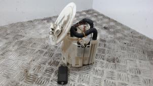 Begagnade Elektrisk bränslepump Opel Astra H (L48) 1.6 16V Twinport Pris € 36,75 Marginaltabell erbjuds av Binckhorst BV