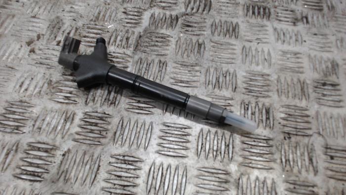 Insprutare (diesel) från en Toyota Avensis Wagon (T27) 2.2 16V D-4D-F 150 2009