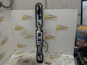 Gebruikte Fitting Achterlicht links Renault Master III (FV) 2.3 dCi 135 16V FWD Prijs € 36,75 Margeregeling aangeboden door Binckhorst BV