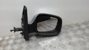 Begagnade Skärmspegel, höger Renault Kangoo (KC) 1.6 16V Pris € 31,50 Marginaltabell erbjuds av Binckhorst BV