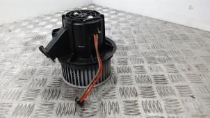 Gebruikte Kachel Ventilatiemotor Mercedes E (W212) E-350 CDI BlueEfficiency V6 24V 4-Matic Prijs € 36,75 Margeregeling aangeboden door Binckhorst BV