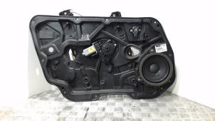 Gebruikte Ruitmechaniek 4Deurs links-voor Volvo V60 I (FW/GW) 2.4 D6 20V Plug-in Hybrid AWD Prijs € 52,50 Margeregeling aangeboden door Binckhorst BV