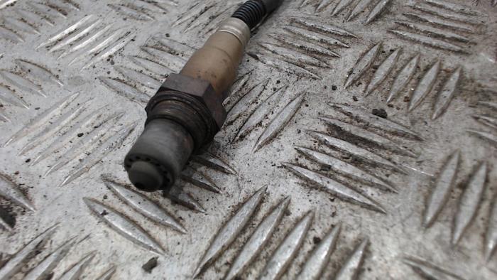 Lambda Sonde van een Opel Insignia 1.8 16V Ecotec 2009