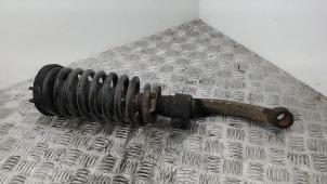 Begagnade Stötdämparstång, vänster fram Ssang Yong Rexton 2.7 Xdi RX/RJ 270 16V Pris € 42,00 Marginaltabell erbjuds av Binckhorst BV