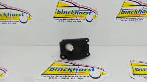 Begagnade Värmarventil, motor Mitsubishi Outlander (GF/GG) 2.2 DI-D 16V Clear Tec 4x2 Pris € 41,48 Marginaltabell erbjuds av Binckhorst BV