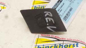 Gebruikte Elektrisch Raam Schakelaar Alfa Romeo 155 Prijs € 15,75 Margeregeling aangeboden door Binckhorst BV