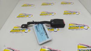 Begagnade Främre bältesspänne, vänster Opel Calibra Pris € 26,25 Marginaltabell erbjuds av Binckhorst BV