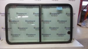 Begagnade Fönster, 2-dörrars, vänster bak Fiat Ducato (243/244/245) 2.8 JTD Pris € 26,25 Marginaltabell erbjuds av Binckhorst BV