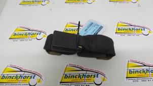 Begagnade Bakre bältesspänne, vänster Opel Calibra Pris € 21,00 Marginaltabell erbjuds av Binckhorst BV