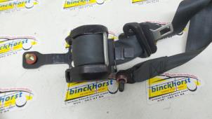 Begagnade Främre säkerhetsbälte, höger Hyundai H100 Pris € 47,25 Marginaltabell erbjuds av Binckhorst BV