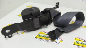 Begagnade Främre säkerhetsbälte, höger Mitsubishi Galant Pris € 36,75 Marginaltabell erbjuds av Binckhorst BV