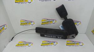 Gebruikte Veiligheidsgordel Insteek links-voor Ford Mondeo Prijs € 31,50 Margeregeling aangeboden door Binckhorst BV