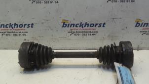 Begagnade Drivaxel, höger bak Porsche 924 Pris € 105,00 Marginaltabell erbjuds av Binckhorst BV