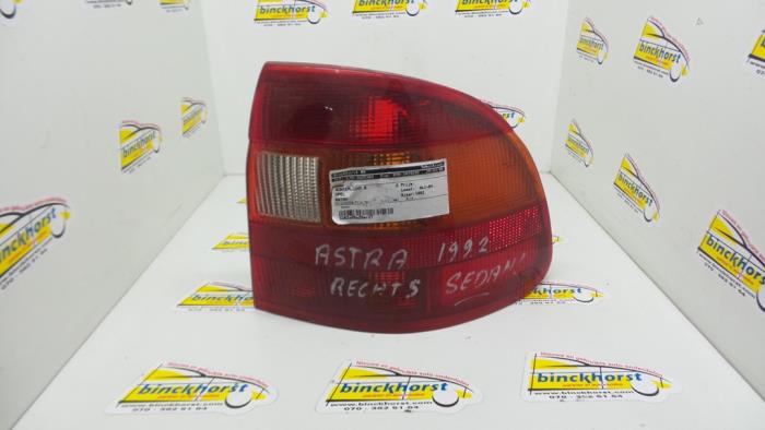 Baklykta, höger från en Opel Astra 1992