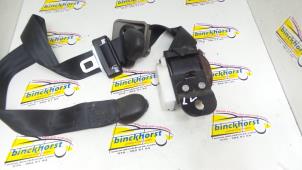 Używane Pas bezpieczenstwa lewy przód Chrysler Voyager/Grand Voyager (RG/RS) 2.5 CRD 16V Cena € 42,00 Procedura marży oferowane przez Binckhorst BV