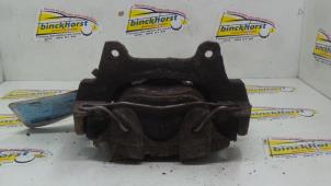 Używane Zacisk hamulcowy lewy przód Alfa Romeo 146 (930B) 1.4 Twin Spark 16V Cena € 31,50 Procedura marży oferowane przez Binckhorst BV