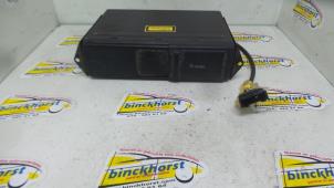 Begagnade CD-växlare Volkswagen Sharan (7M8/M9/M6) 2.0 TDI Pris € 68,25 Marginaltabell erbjuds av Binckhorst BV