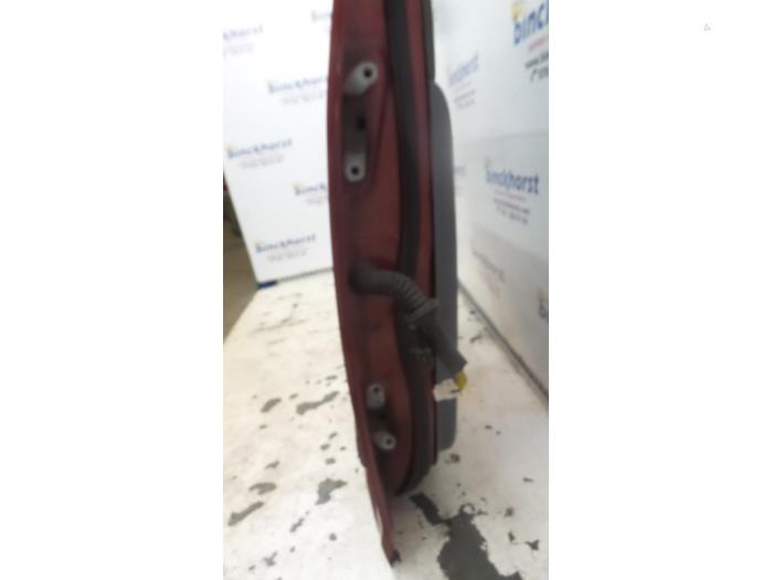 Portier 4Deurs rechts-achter van een Toyota Yaris Verso (P2) 1.3 16V 2000