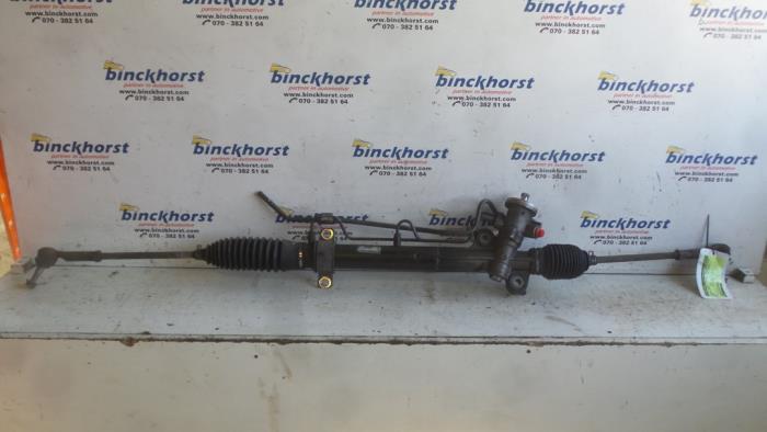 Stuurhuis Bekrachtigd van een Mazda MPV (LW19/69) 2.0 CiTD 16V 2004