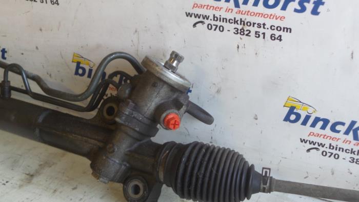 Stuurhuis Bekrachtigd van een Mazda MPV (LW19/69) 2.0 CiTD 16V 2004