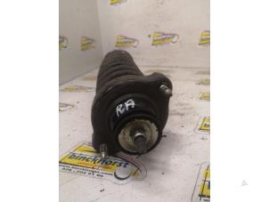 Używane Stopa amortyzatora prawy tyl Mitsubishi Carisma 1.8 GDI 16V Cena € 42,00 Procedura marży oferowane przez Binckhorst BV