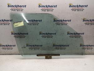 Używane Szyba drzwi prawych przednich wersja 4-drzwiowa Citroen AX 11 First,TGE Kat. Cena € 26,25 Procedura marży oferowane przez Binckhorst BV