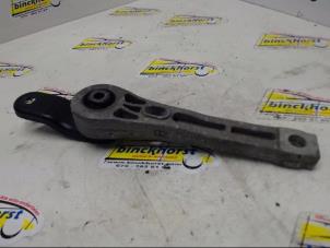 Begagnade Motorfäste Volkswagen Passat (3C2) 2.0 TDI 16V 140 Pris € 26,25 Marginaltabell erbjuds av Binckhorst BV