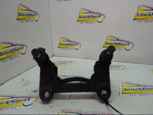 Gebruikte Remzadel links-achter Opel Vivaro 1.9 DI Prijs € 31,50 Margeregeling aangeboden door Binckhorst BV