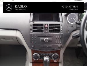 Gebruikte Display Interieur Mercedes C (W204) 2.2 C-220 CDI 16V Prijs € 50,00 Margeregeling aangeboden door kaslo auto parts