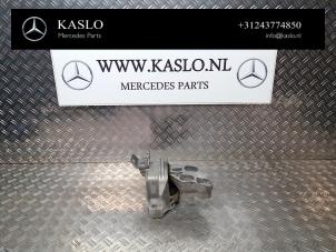 Begagnade Motorfäste Mercedes A (W176) 1.6 A-180 16V Pris € 50,00 Marginaltabell erbjuds av kaslo auto parts
