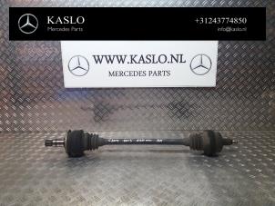 Begagnade Drivaxel, höger bak Mercedes C (W204) 2.2 C-220 CDI 16V BlueEFFICIENCY Pris € 100,00 Marginaltabell erbjuds av kaslo auto parts
