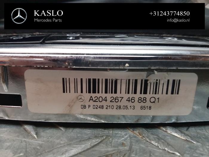 Växelspaksskydd från en Mercedes-Benz C (W204) 2.2 C-220 CDI 16V BlueEFFICIENCY 2013