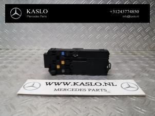 Begagnade Säkringsbox Mercedes ML II (164/4JG) 3.0 ML-320 CDI 4-Matic V6 24V Pris € 50,00 Marginaltabell erbjuds av kaslo auto parts