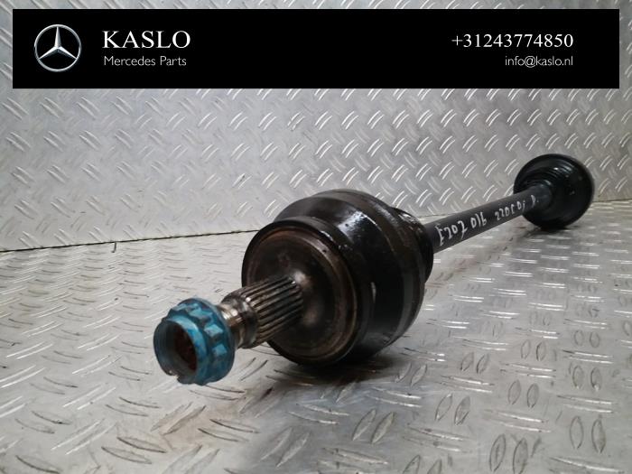 Drivaxel, höger bak från en Mercedes-Benz E (R207) E-220 CDI 16V BlueTEC 2016