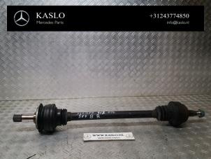 Begagnade Drivaxel, höger bak Mercedes S (C217) 4.7 S-500 32V Pris € 150,00 Marginaltabell erbjuds av kaslo auto parts