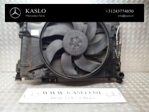 Begagnade Kylarfläkt Mercedes SLK (R171) 3.5 350 V6 24V Pris € 200,00 Marginaltabell erbjuds av kaslo auto parts
