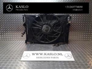Gebruikte Radiateur Mercedes CLS (C219) 320 CDI 24V Prijs op aanvraag aangeboden door kaslo auto parts