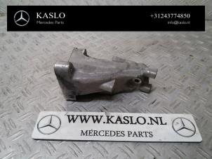 Begagnade Motorfäste Mercedes S (222.0/222.1) 3.0 S-350 BlueTEC, S-350d 24V Pris € 50,00 Marginaltabell erbjuds av kaslo auto parts