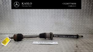 Begagnade Drivaxel, höger fram Mercedes A (W169) 2.0 A-160 CDI 16V 5-Drs. Pris € 150,00 Marginaltabell erbjuds av kaslo auto parts
