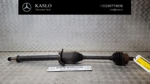 Begagnade Drivaxel, höger fram Mercedes A (W169) 2.0 A-160 CDI 16V 5-Drs. Pris € 150,00 Marginaltabell erbjuds av kaslo auto parts