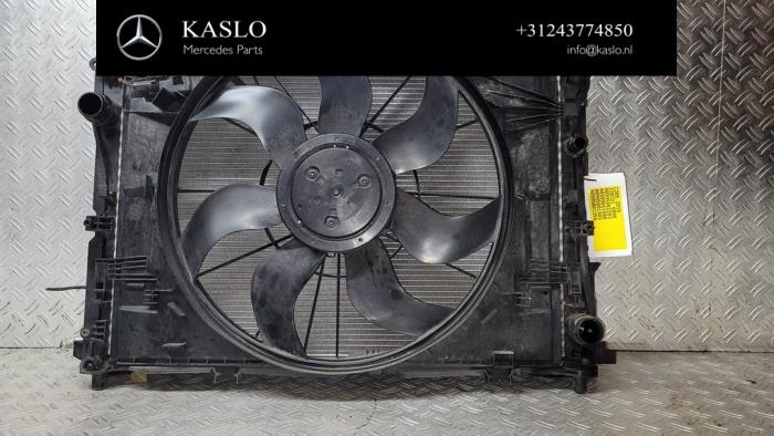 Kylarsats från en Mercedes-Benz C (W205) C-220 2.2 CDI BlueTEC, C-220 d 16V 2015