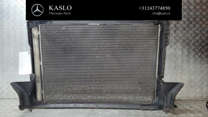 Kylarsats från en Mercedes-Benz C (W205) C-220 2.2 CDI BlueTEC, C-220 d 16V 2015
